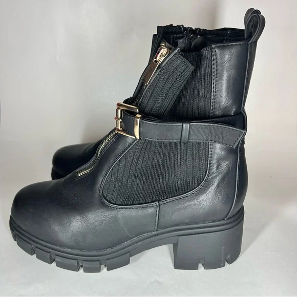 Black faux leather side knit zip up boots - Picture 2 of 8